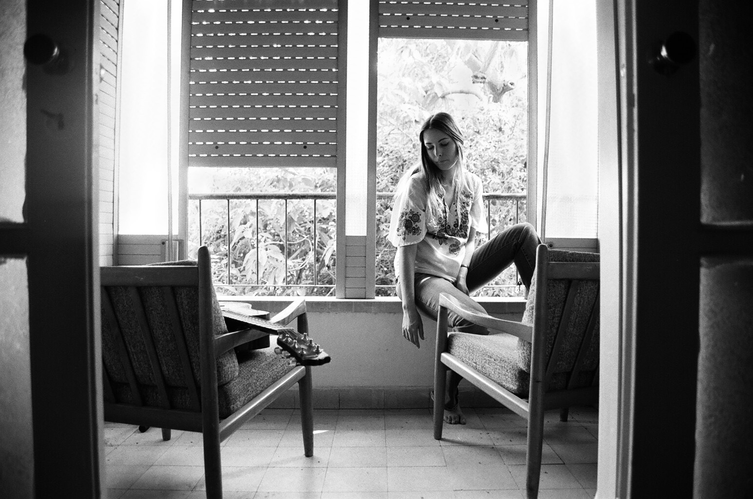 Noa Babayof, analog black and white musician portrait by Michal Shanny