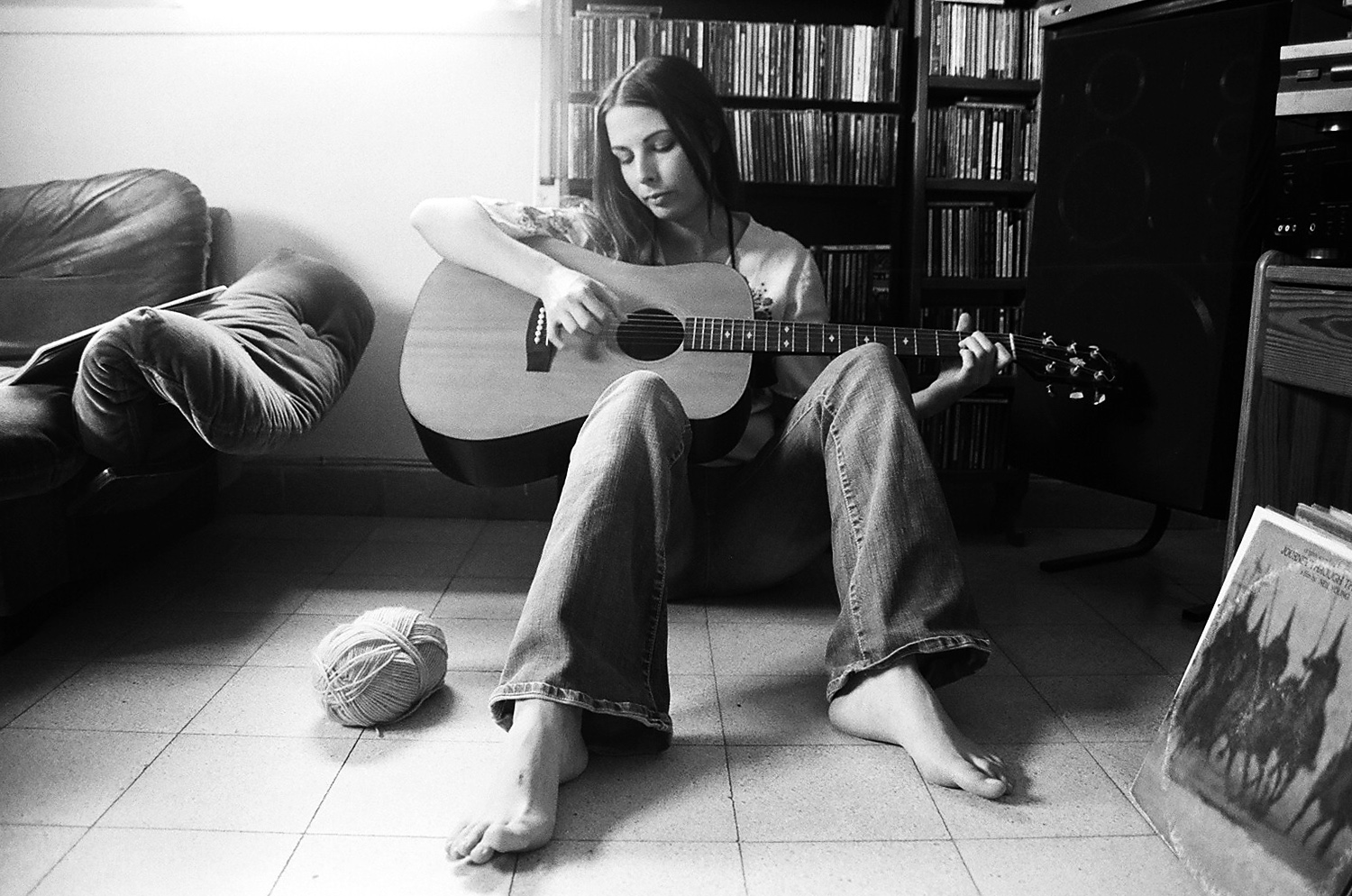 Noa Babayof, analog black and white musician portrait by Michal Shanny